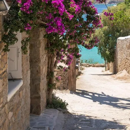 Mymykonos * Platys Gialos (Mykonos)